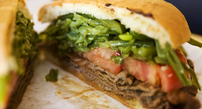 Los mejores sándwich de Achao!! - Picture of La boquería