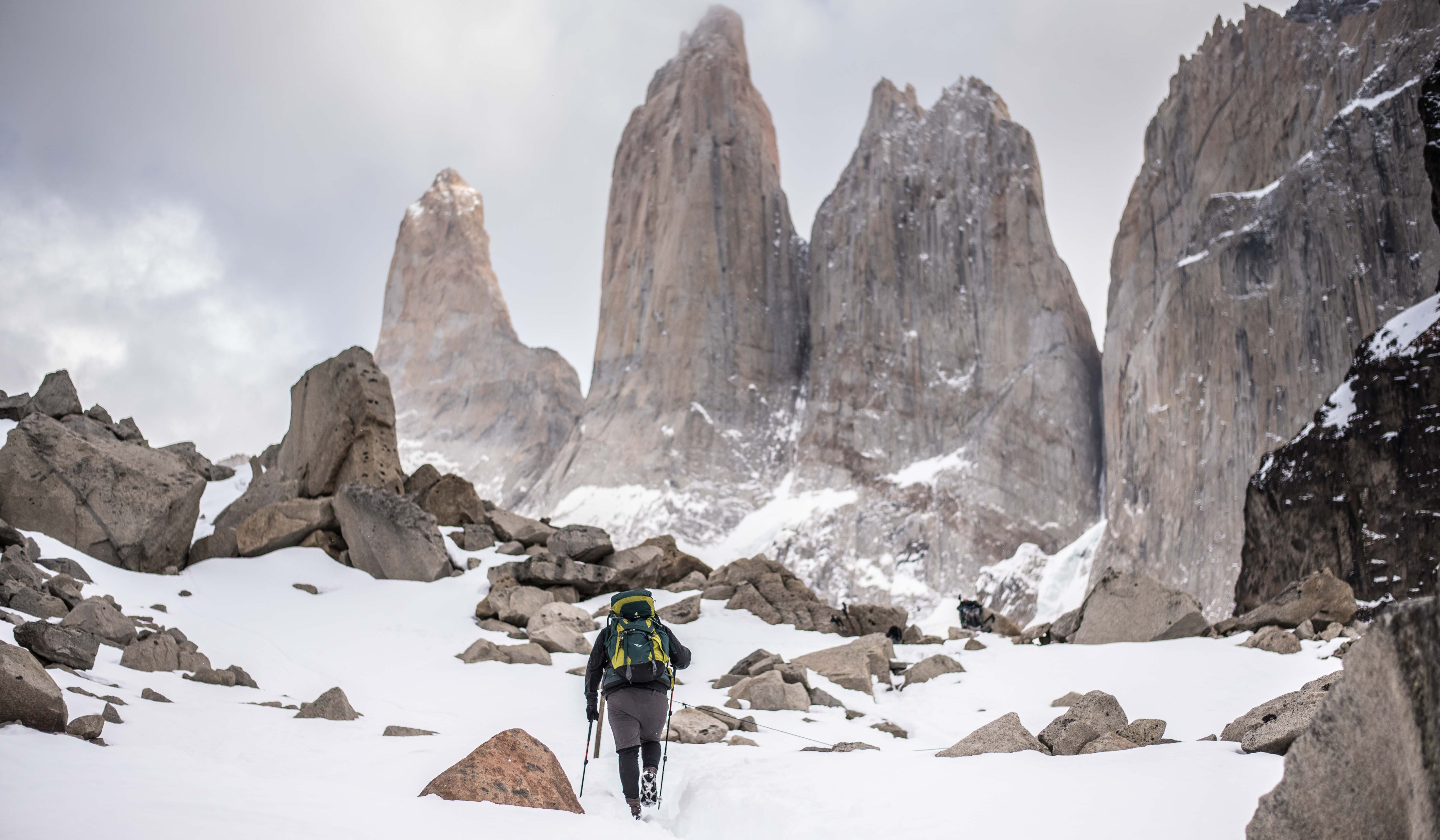 Torres del Paine 6 Day W Trek Winter - Cascada Expediciones